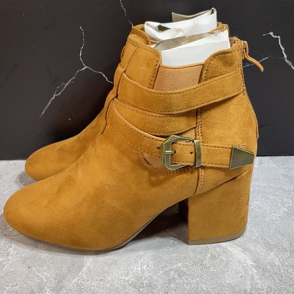 Nature Breeze Chunky Heel Bootie Tan Size 7m - Picture 4 of 12